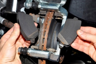 Замена тормозных колодок SsangYong Musso  в Жуковском